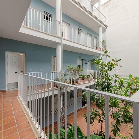 Isg Apartments Becquer Free Parking Inside The Building Sevilla Kültér fotó